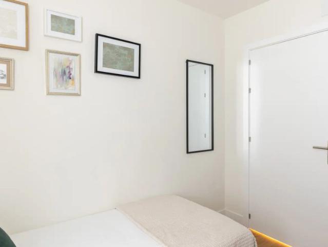 Room in shared apartment in Bilbao