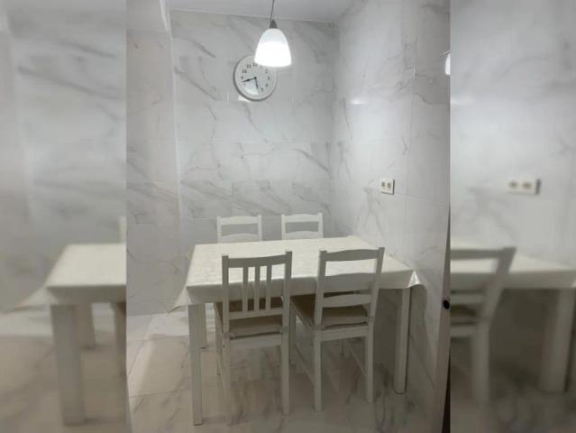Room in shared apartment in Bilbao