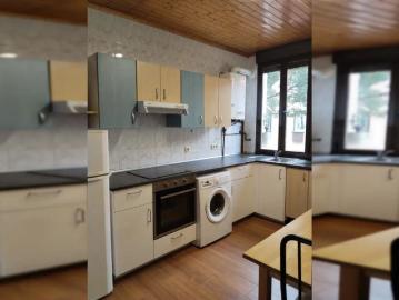 Room in shared apartment in Bilbao