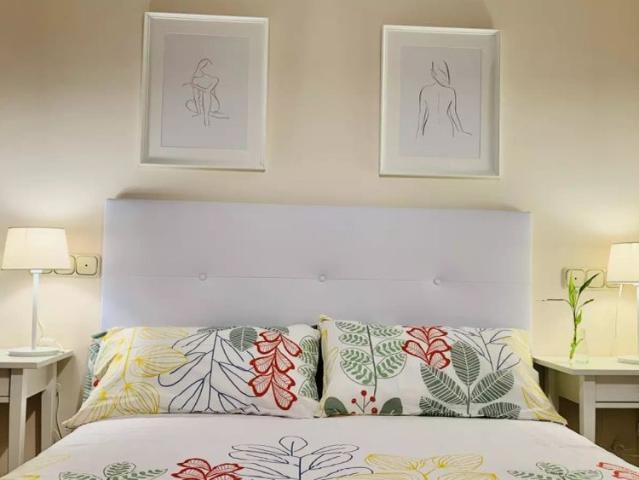 Room in shared apartment in Bilbao