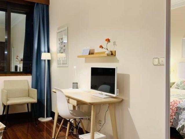 Room in shared apartment in Bilbao