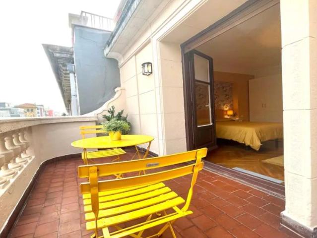 Room in shared apartment in Bilbao