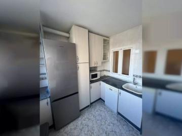 Room in shared apartment in Getafe