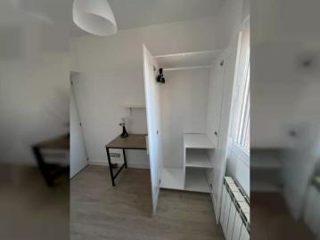 Room in shared apartment in Getafe