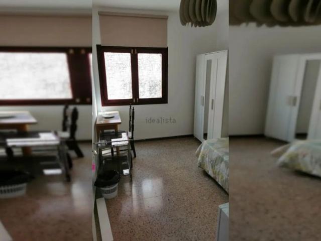 Room in shared apartment in Las Palmas de Gran Canaria
