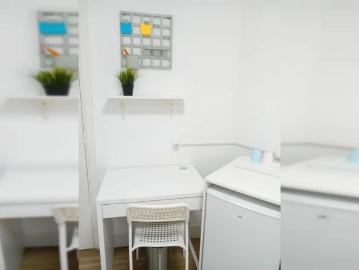 Room in shared apartment in L'Hospitalet de Llobregat