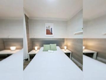 Room in shared apartment in L'Hospitalet de Llobregat