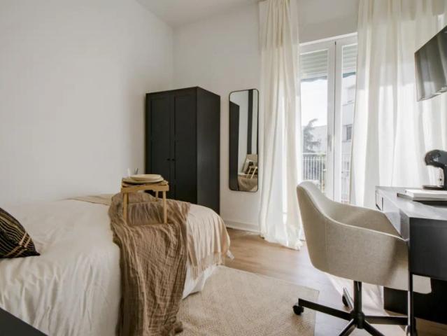 Room in shared apartment in Madrid