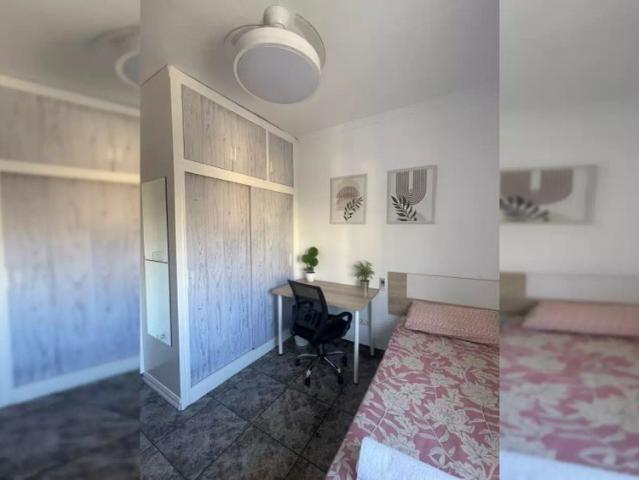 Room in shared apartment in Málaga