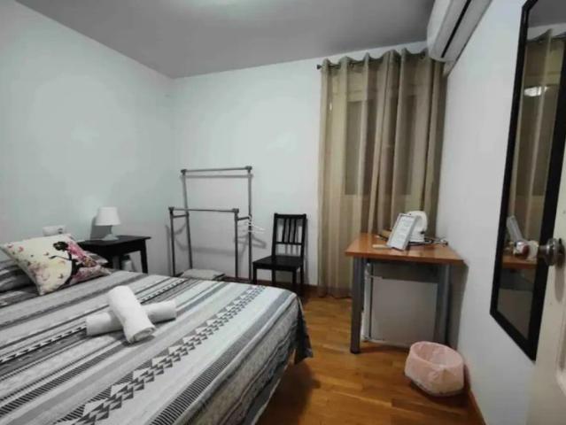 Room in shared apartment in Málaga