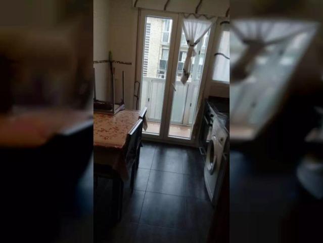 Room in shared apartment in San Sebastian