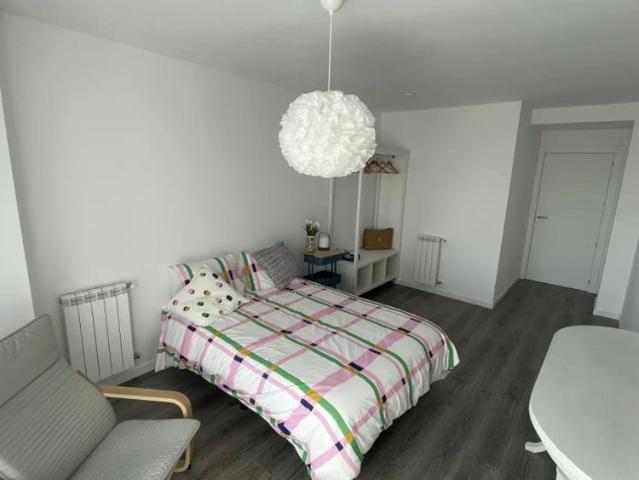 Room in shared apartment in Santa Cruz de Bezana