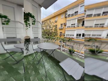 Room in shared apartment in Sevilla