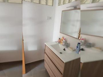 Room in shared apartment in Villanueva de la Cañada