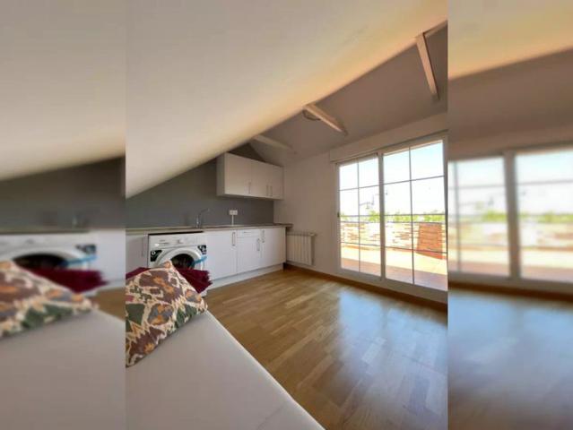 Room in shared apartment in Villanueva del Pardillo