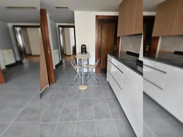 Room in shared apartment in Zaragoza