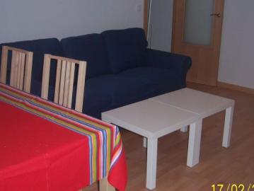 Room in shared apartment in Zaragoza