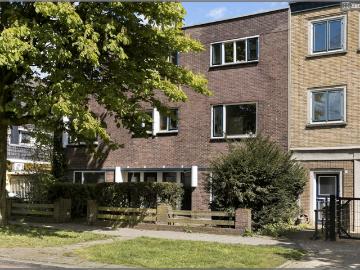 house in Van Oldenbarneveldtstraat Netherlands