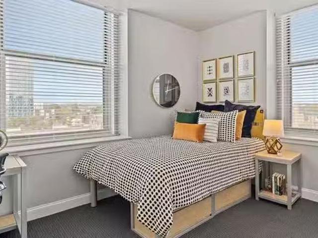 Room in 2 Bed 1.5 Bath