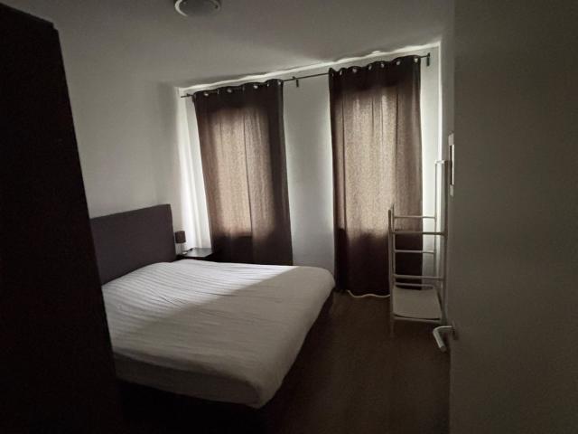 Room in 3 bedroom apartment Fregelaan,Amsterdam