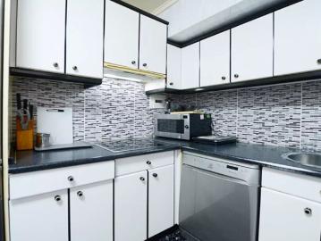 Room in 3 bedroom apartment in Otxarkoaga, Bilbao