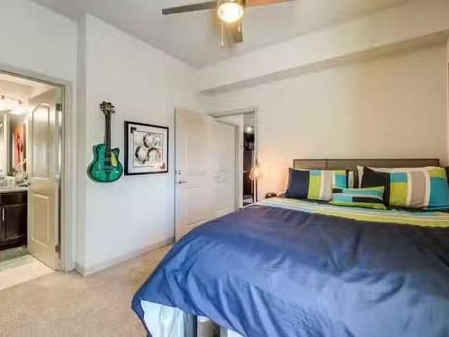 Room in 5 Bedroom 5 Bathroom TH1
