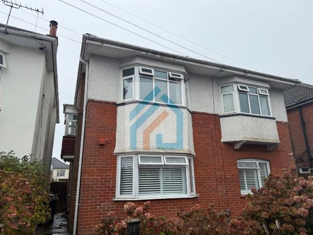 Room Let On Mortimer Road, Charminster BH8, 5 bed flat to rent, £650 pcm | PrimeLocation