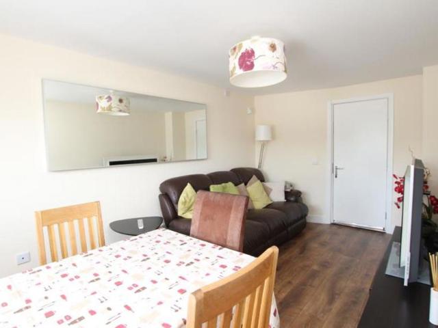 ROOM LETS! Bedrooms available in this 6 Bedroom student property. Ready to move in in September, close to UWE! BILLS INCLUDED
