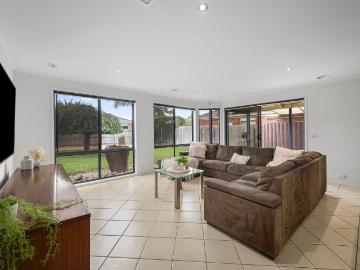 Whittlesea, Nillumbik, Victoria - Garden