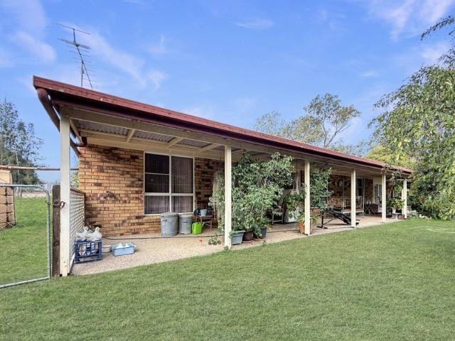 Room to Breathe on 2.5 Acres Peaceful Family Living in Kensington Grove