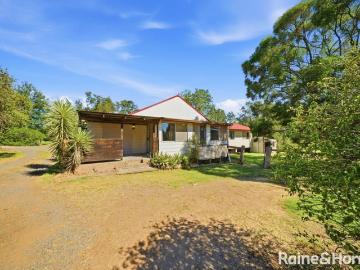 Greta, Cessnock, Narone Creek - Parking