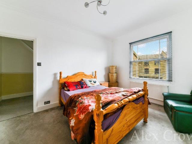 Room To Let