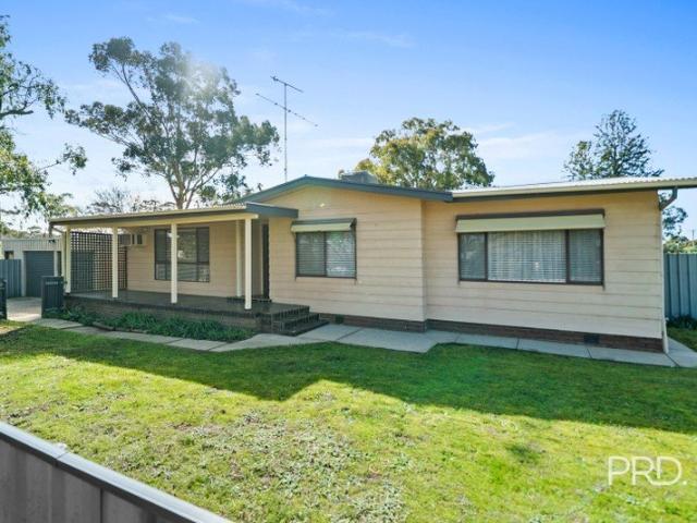 Room to Live, Entertain and Grow on Half an Acre
