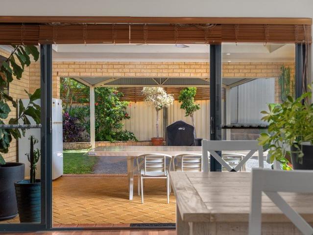 Room to Live, Laugh and Enjoy the Coastal Life