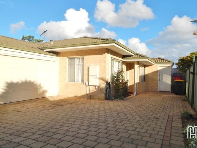 Room to Live, Minutes from the Shops & Coast