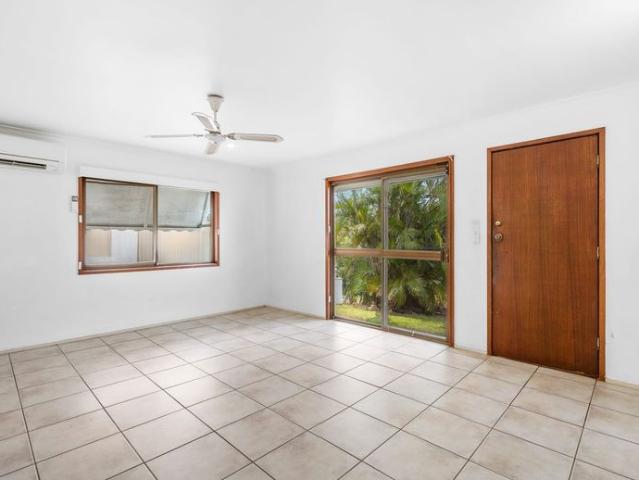 ROOM TO LIVE, SPACE TO ENJOY – UPDATED NERANG HOME WITH HUGE SHED!