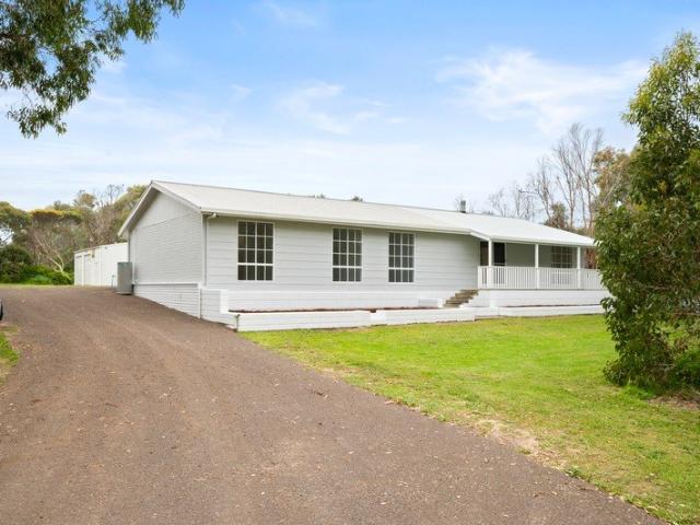 Room to Relax, Minutes from Beachport