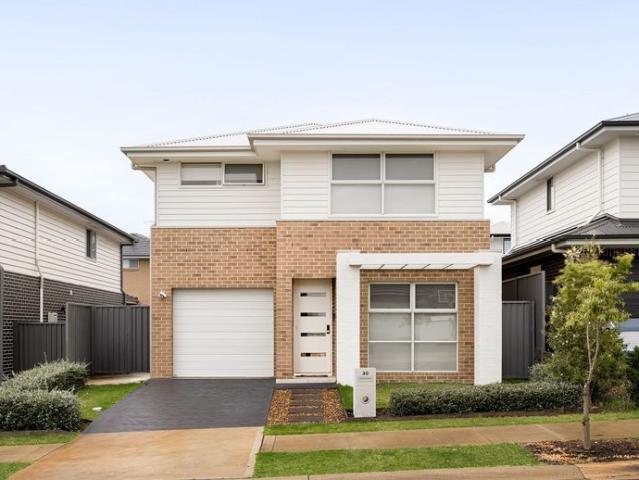 Room to Relax, Space to Entertain & Easy Care Living!