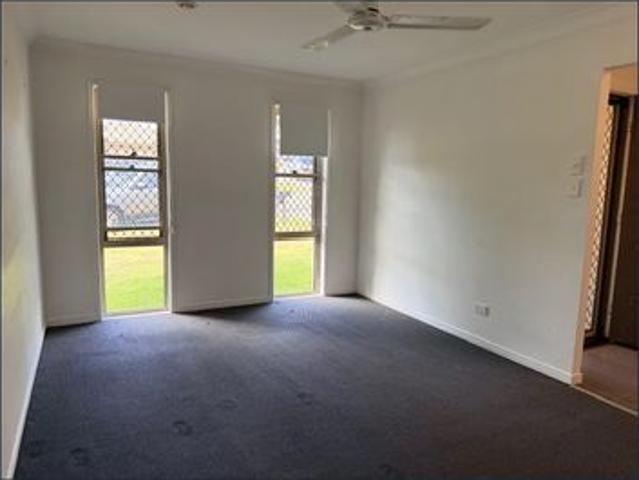 Room to rent for a friendly & reliable flatmate