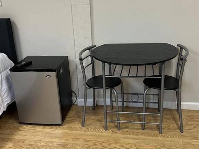 Room for rent in Walnut Creek