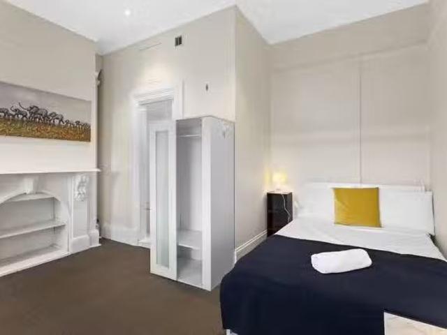 Room 17