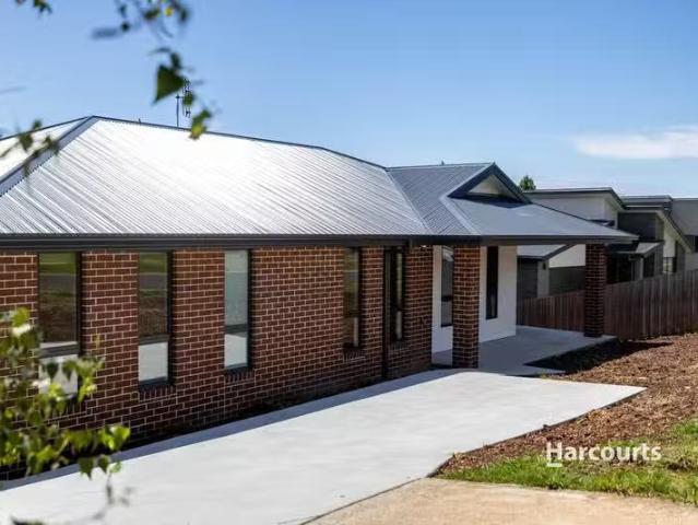Room 1/3 Maisie Place, ULVERSTONE, TAS 7315 House for Rent