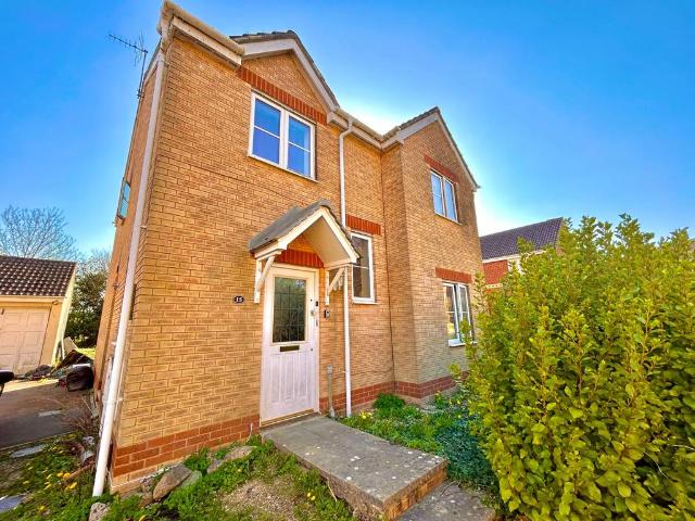 Room 1, 15 Hill Court SHARED. 1 bed detached house to rent £475 pcm £110 pw