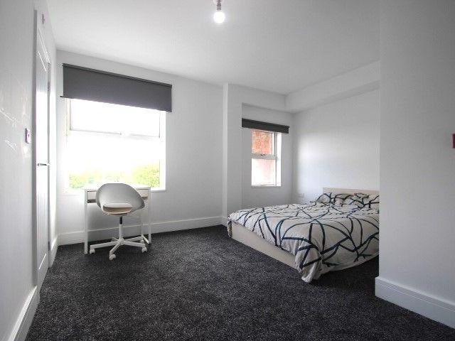 Room 1 1 bed in a house share to rent £550 pcm £127 pw