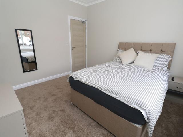 Room 1 @ 26 Fletcher Street, Crewe CW1, 3 bed shared accommodation to rent, £575 pcm | PrimeLocation