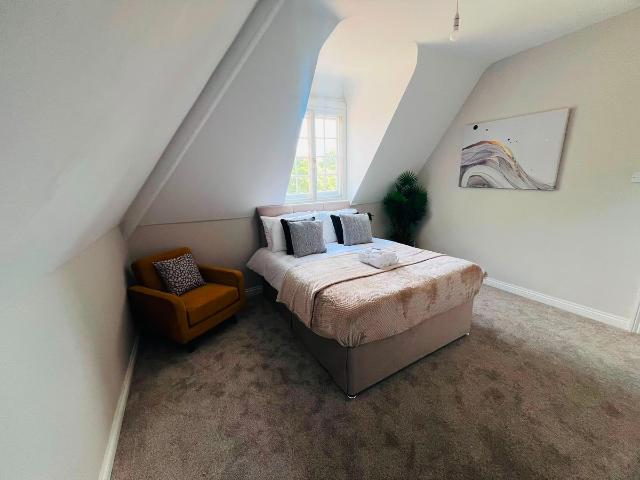 Room 1, Flat 5, 107 Park Avenue HU5, Room to rent, £585 pcm | PrimeLocation
