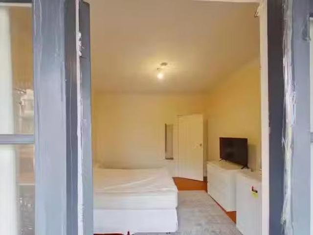 Room 1 STD