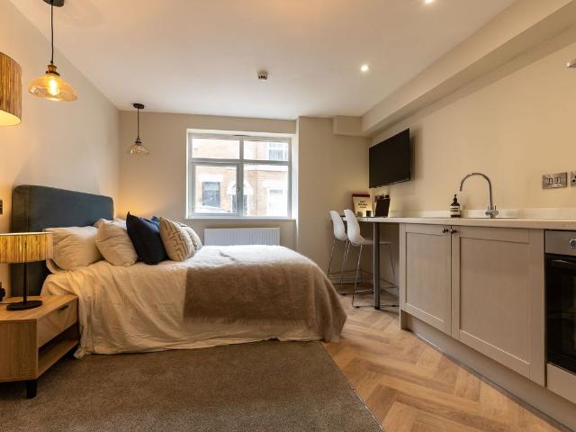 Room 1, Wolfa Street DE22, Studio to rent, £775 pcm | PrimeLocation