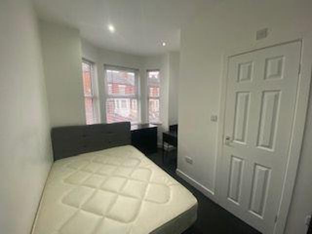 Room 1, Walsgrave Road, Coventry 1 bed in a house share to rent £525 pcm £121 pw