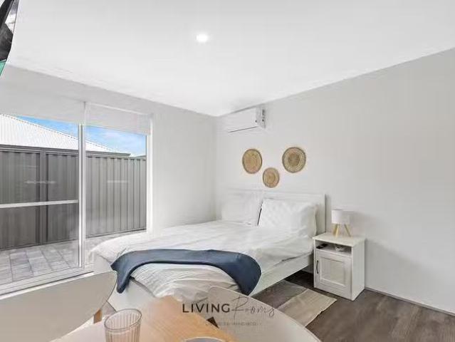 ROOM 1 Tangelo Grove, South Yunderup, WA 6208